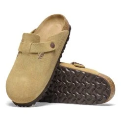 Birkenstock Boston Soft Footbed - Latte Cream Suede - Regular/Wide -Gazelle Sports 1026181 sole
