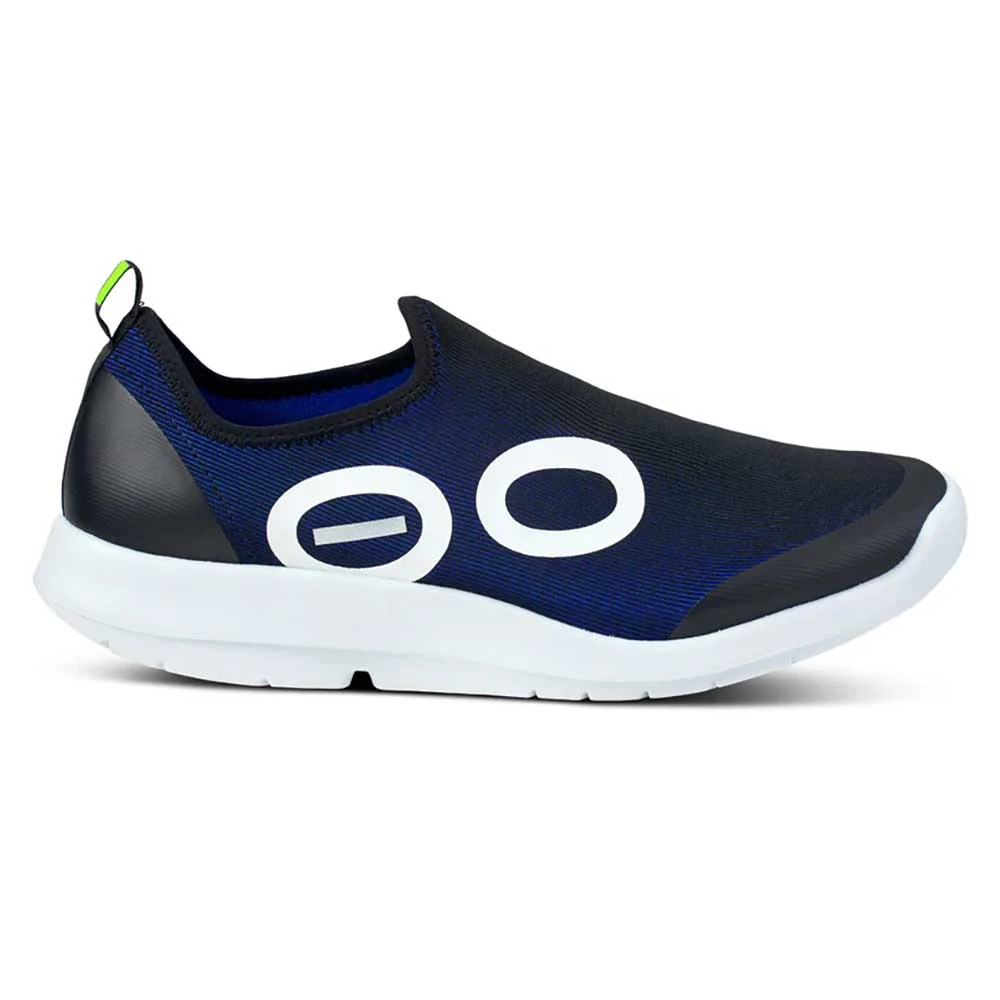 OOfos Men's OOmg Sport Shoe- White/Navy- Regular (D) 2 OOfos Men's OOmg Sport Shoe- White/Navy- Regular (D)